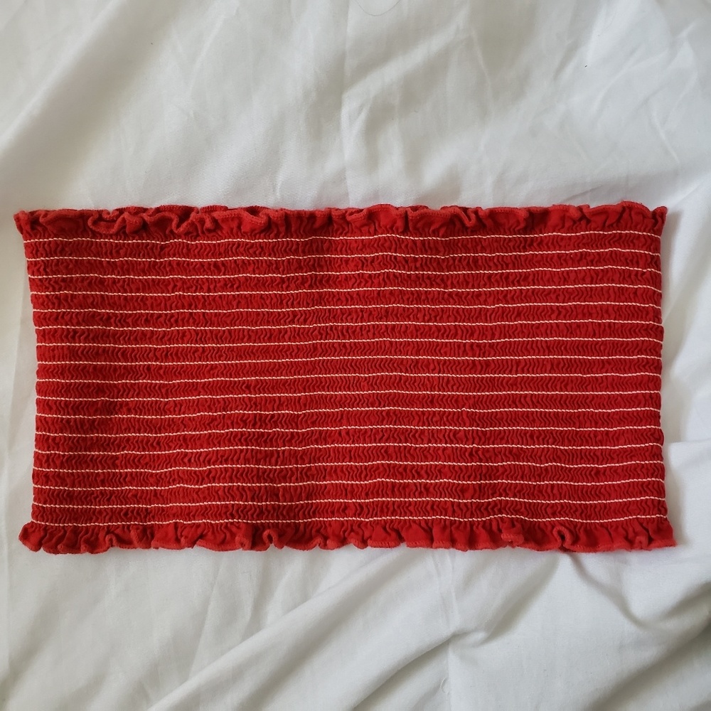 SOLD // Brandy Melville Tube Top